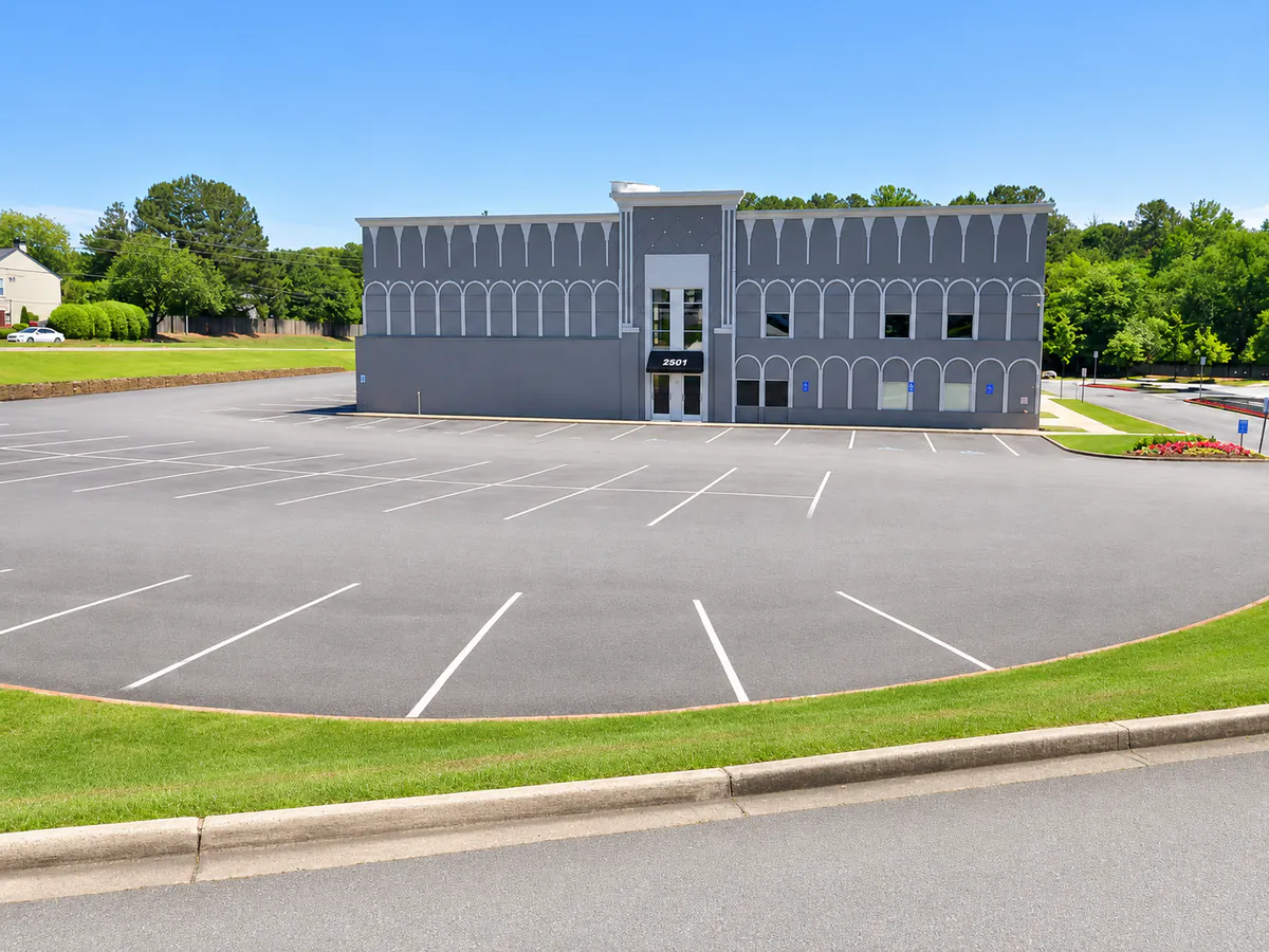 The A&G Plumbing and Drain office at 2501 E Piedmont Rd in Marietta, GA